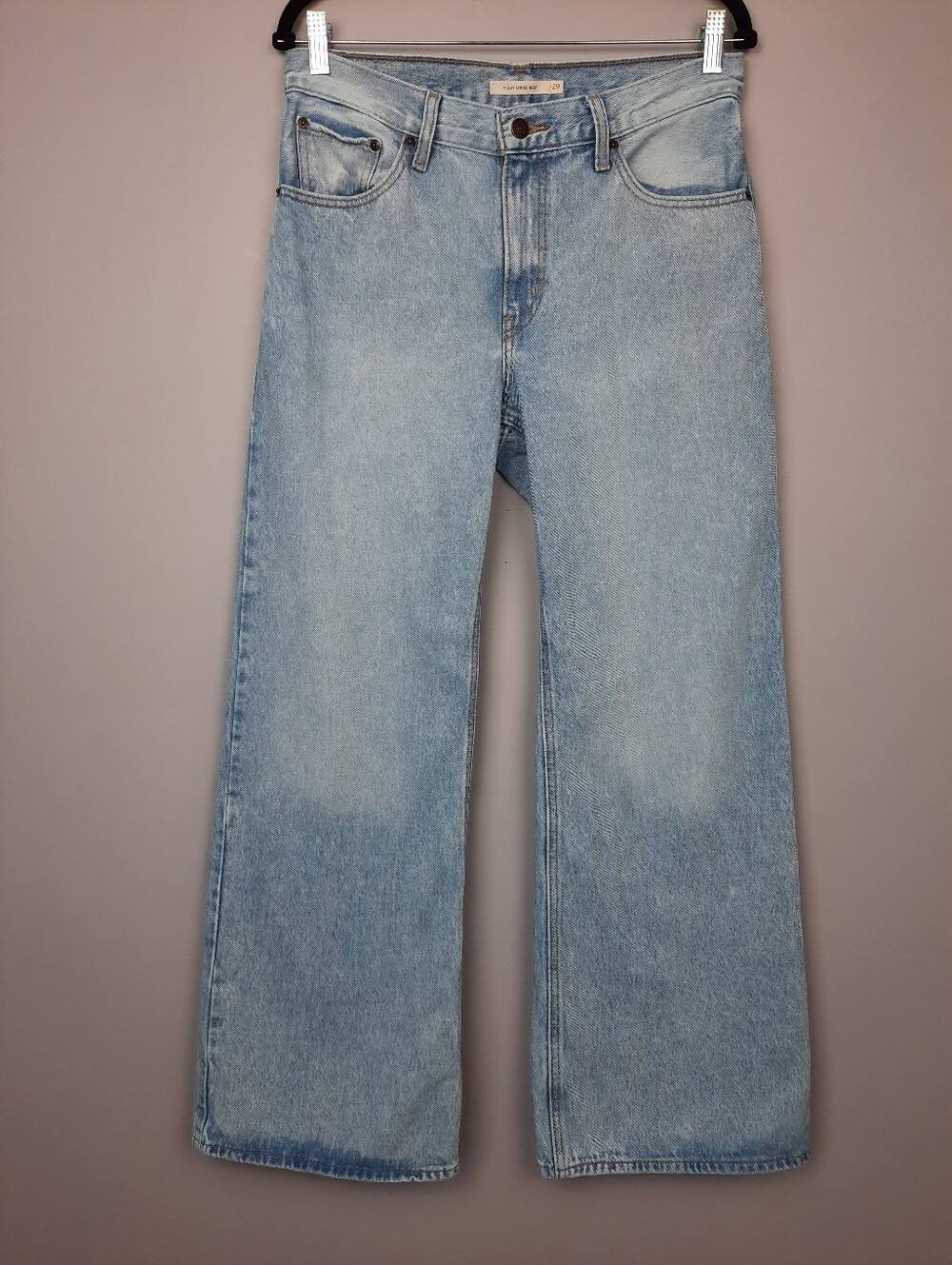 Levi's Middy Loose Boot Mid Rise Wide Leg Bootcut Jeans Easy Days Medium Wash 29 - Picture 2 of 14